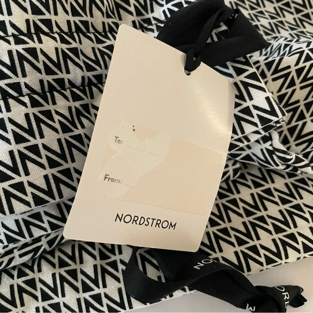 Nordstrom black white